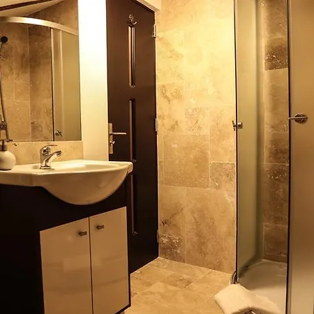 Casa Crown *