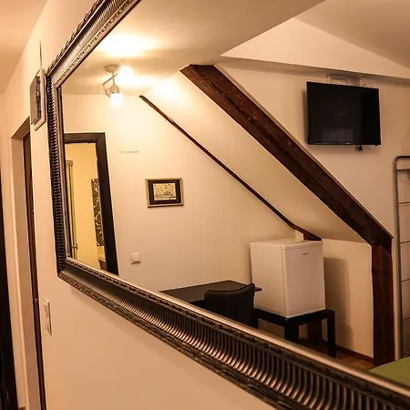 Casa Crown *